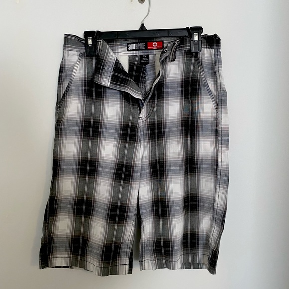 Size 30 Men’s Shorts - Picture 1 of 1